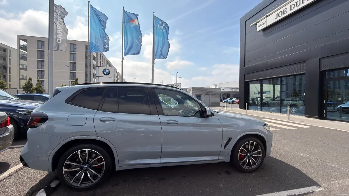 Full loaded BMW X3 xDri30e M Sport Plug-in Hybrid - Image 1