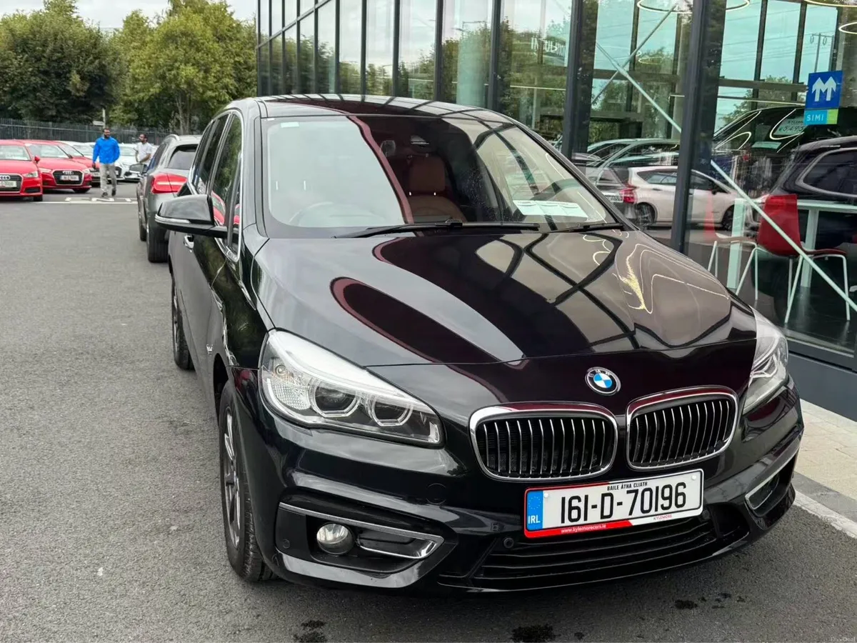 BMW 218i - Image 1