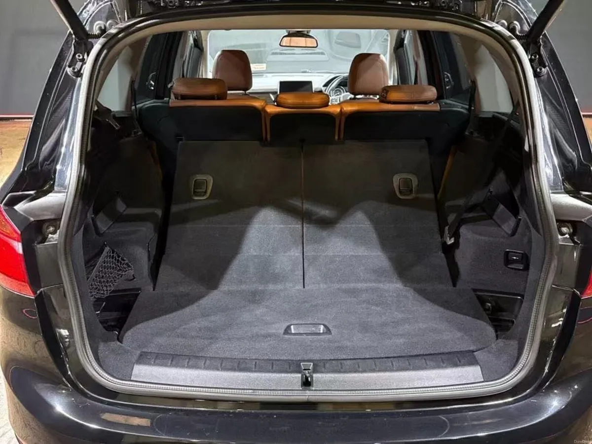 BMW 218i - Image 5