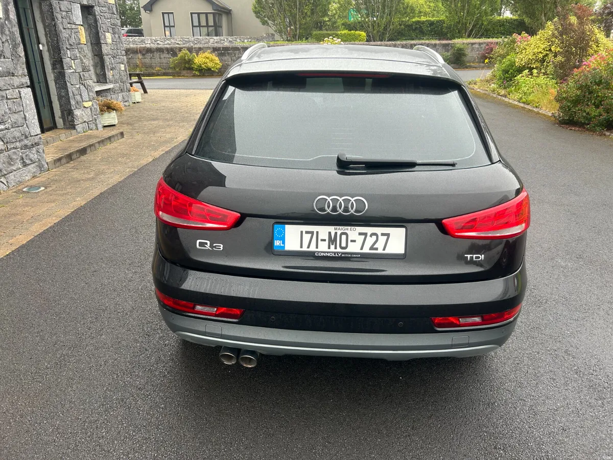 Audi Q3 2.0 TDI,  Leather Upholstery 2017 - Image 5