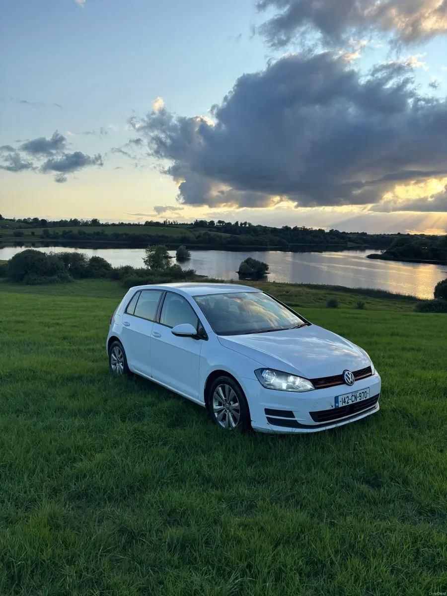 Volkswagen Golf 2014 - Image 1