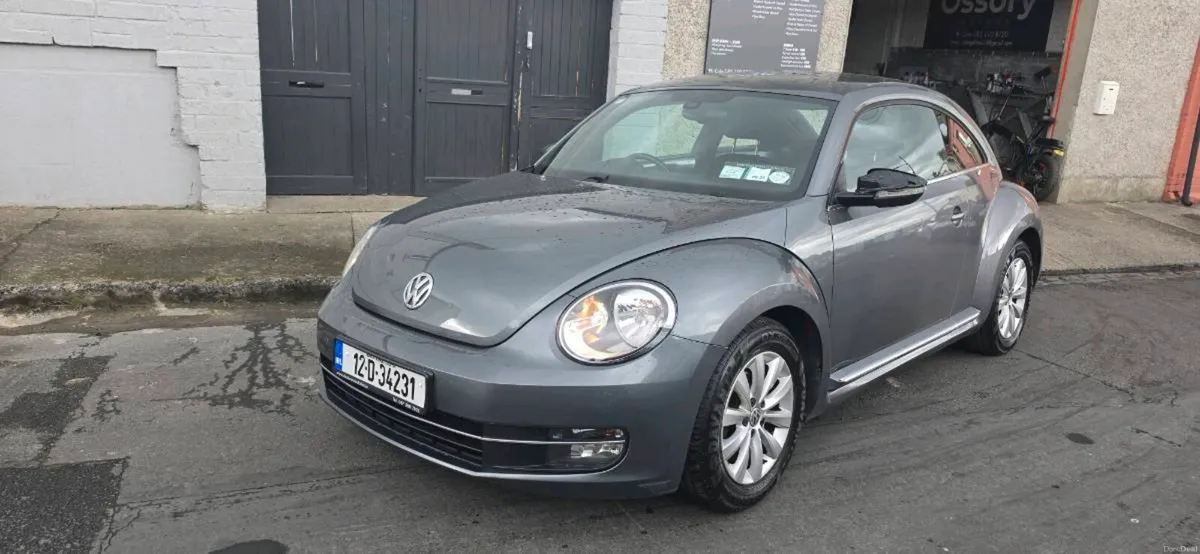 2012 vw beetle automatic - Image 2
