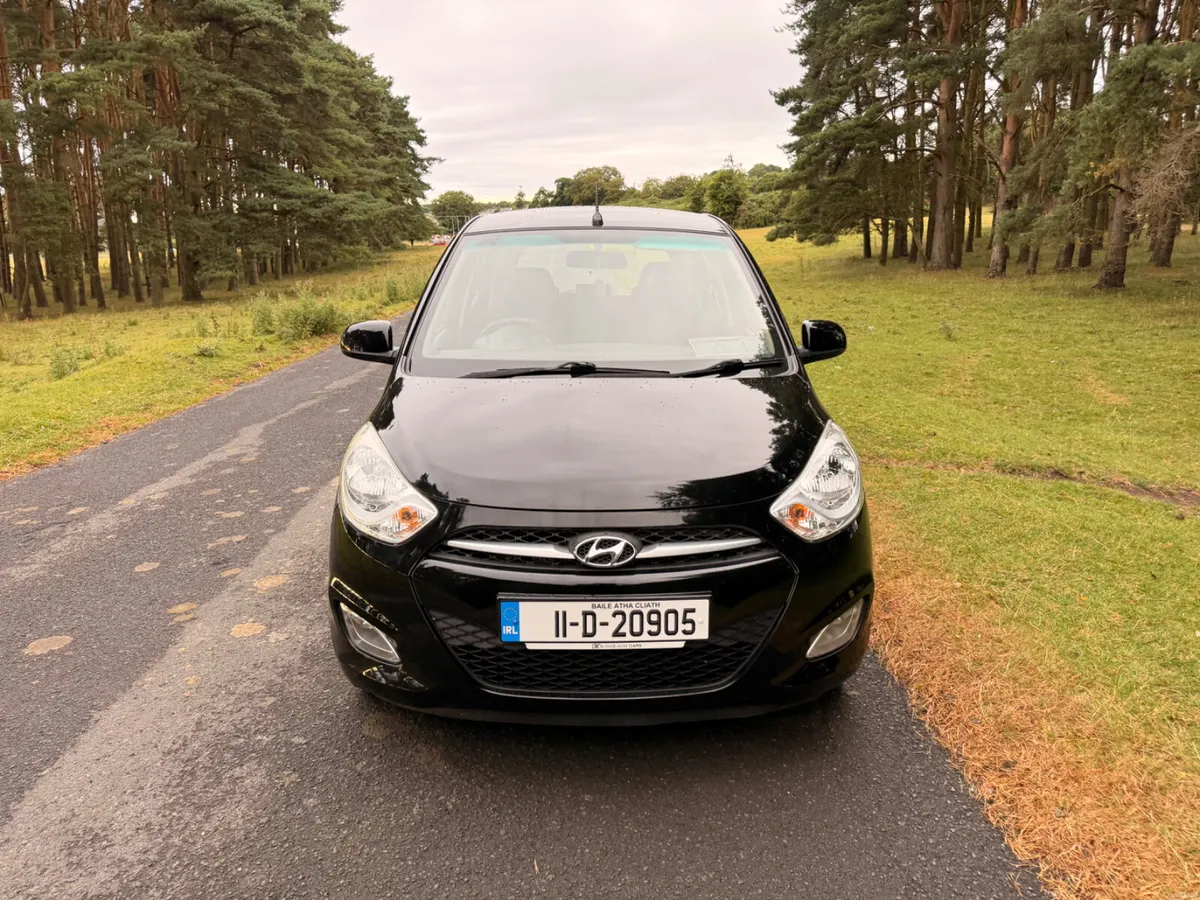 Hyundai i10 2011 Low KM - Image 2