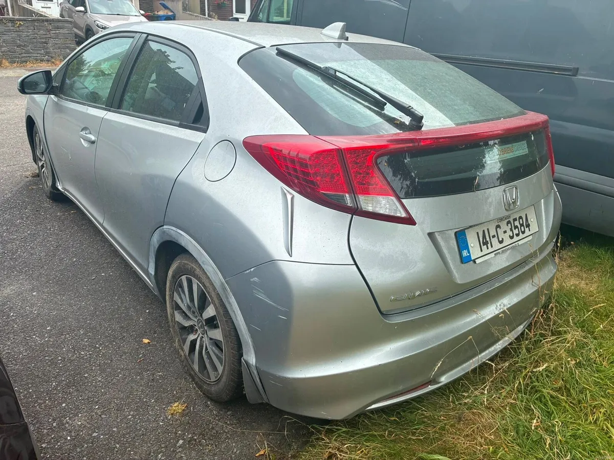 141 HONDA CIVIC 1.6D LIGHT BUMPER DAMAGE - Image 2