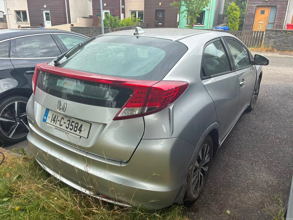 141 HONDA CIVIC 1.6D LIGHT BUMPER DAMAGE - Image 3