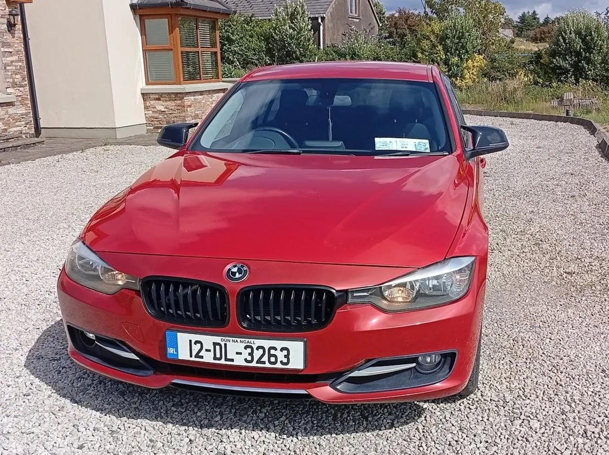 BMW 3-Series Sport 2012 - Image 3