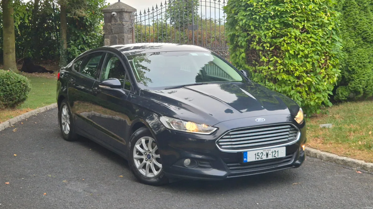 Ford Mondeo Style 1.6TDCi 115PS Hatchback - Image 1
