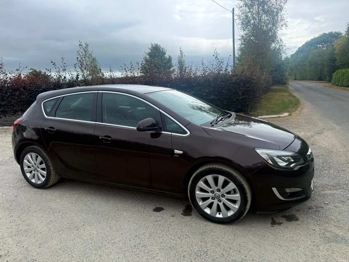 Vauxhall Astra 2016 - Image 2