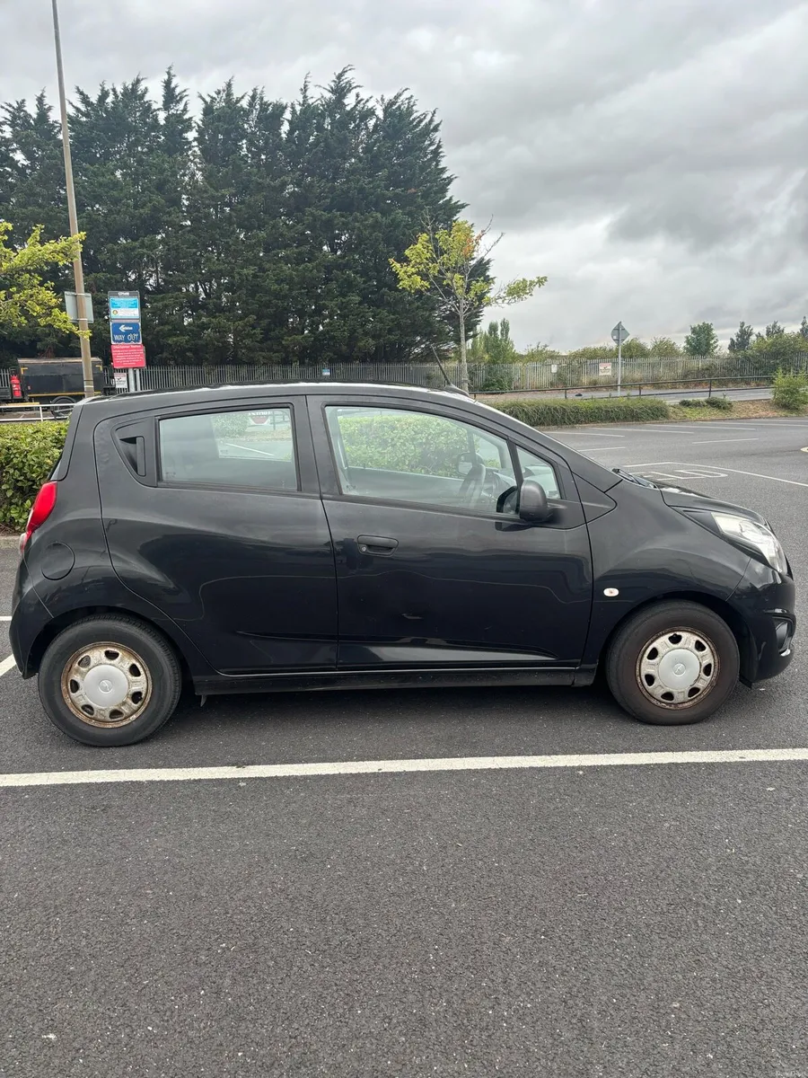 141 Chevrolet Spark - Image 4
