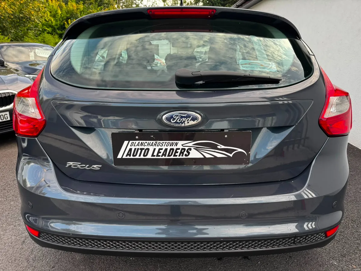 (142) FORD FOCUS 1.6 TDCI TITANIUM 105 BHP - Image 6