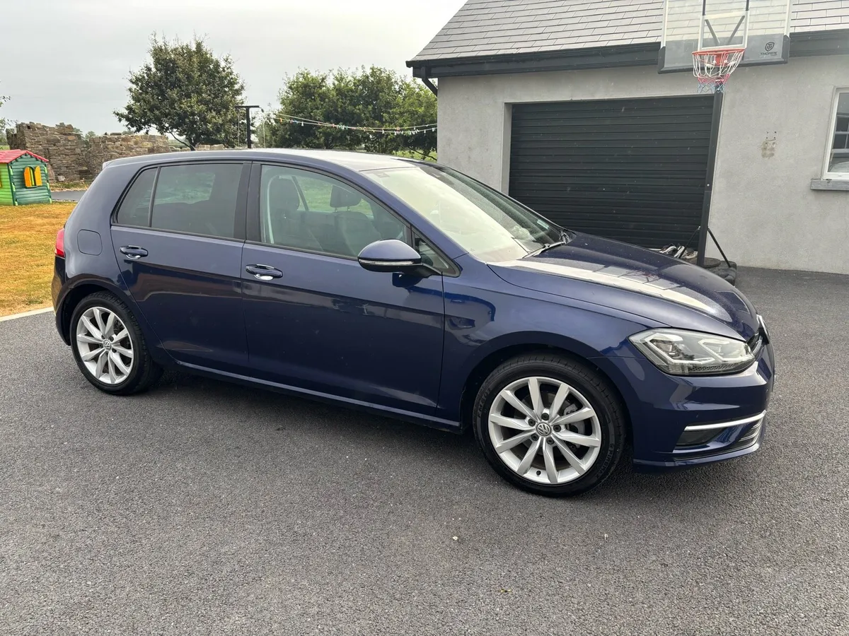 VW Golf - Image 5