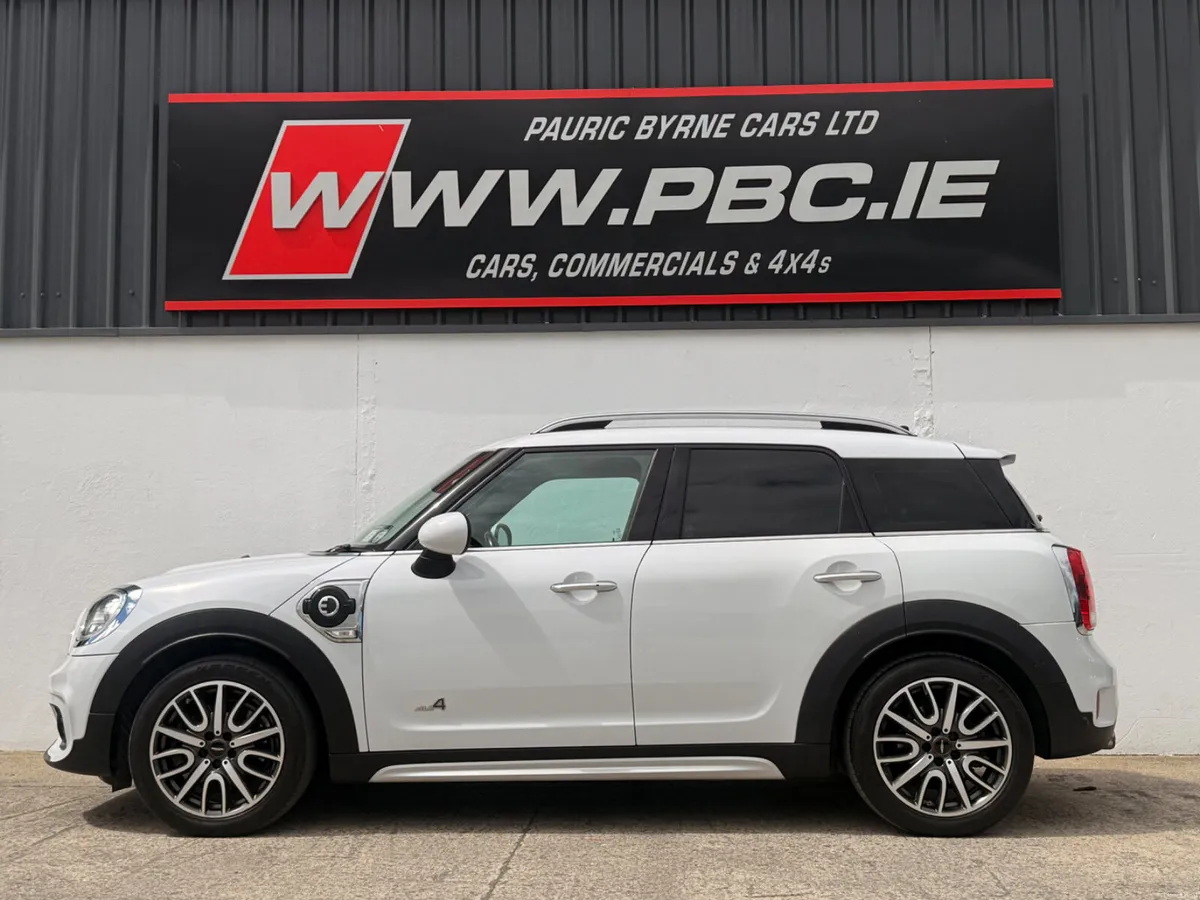 Mini Cooper S Countryman JCW ALL4 Auto 2018 - Image 5