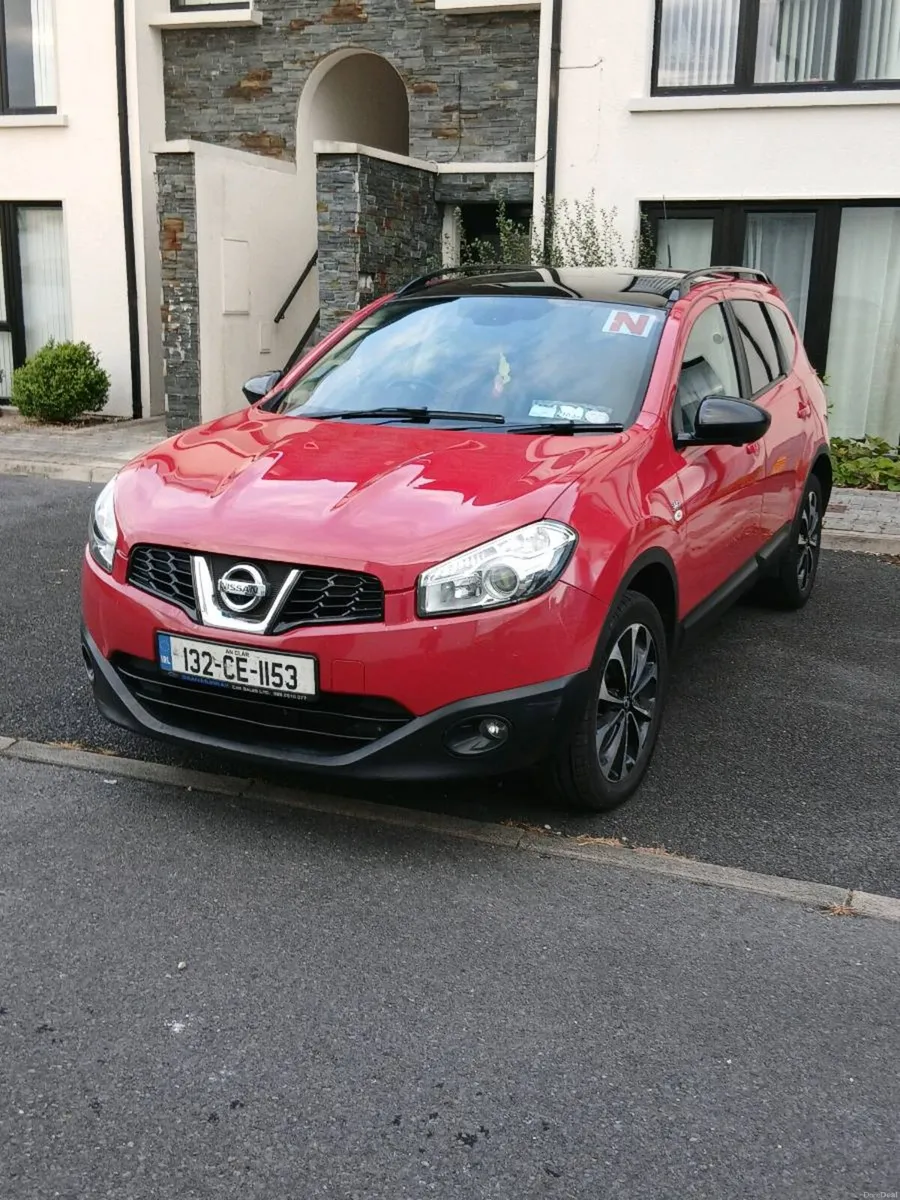 2013 Nissan Qashqai+2 - Image 1