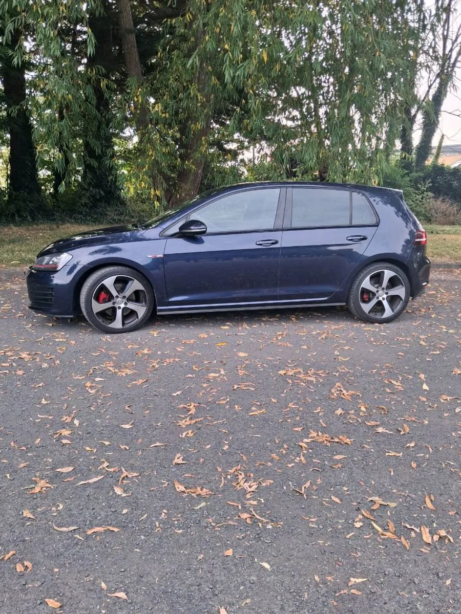 VOLKSWAGEN GOLF GTI - Image 6