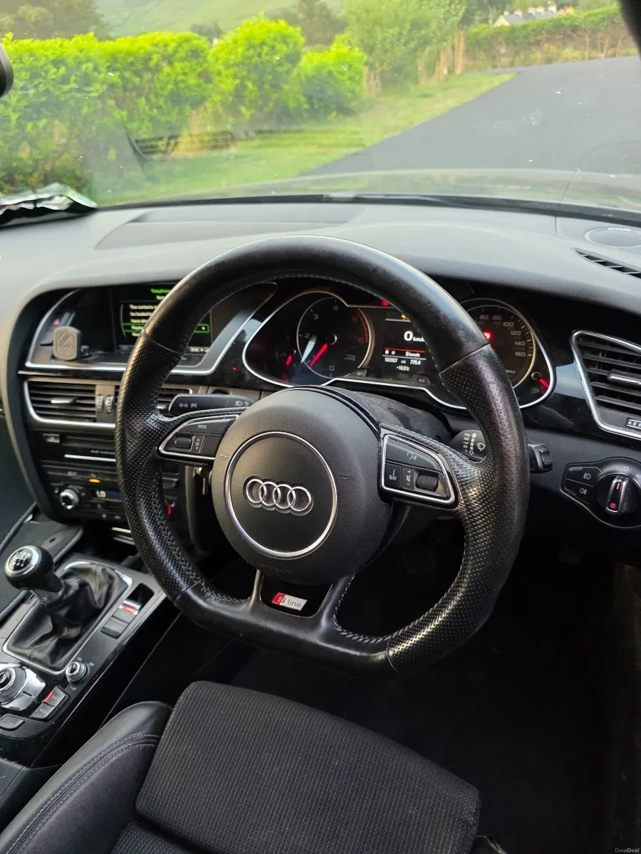 Audi A4 2014 - Image 4