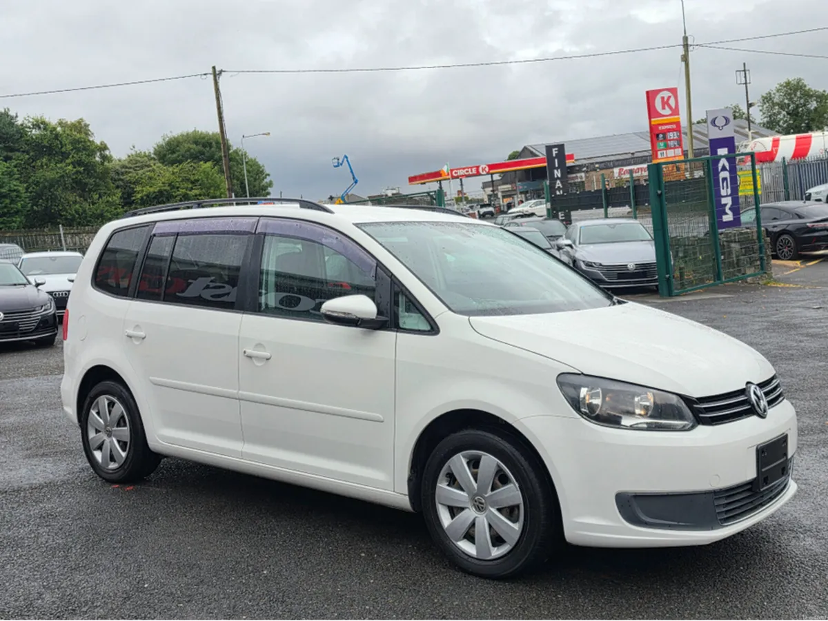 Volkswagen Touran 1.4 TSI AUTOMATIC - 7 SEATER - S - Image 4