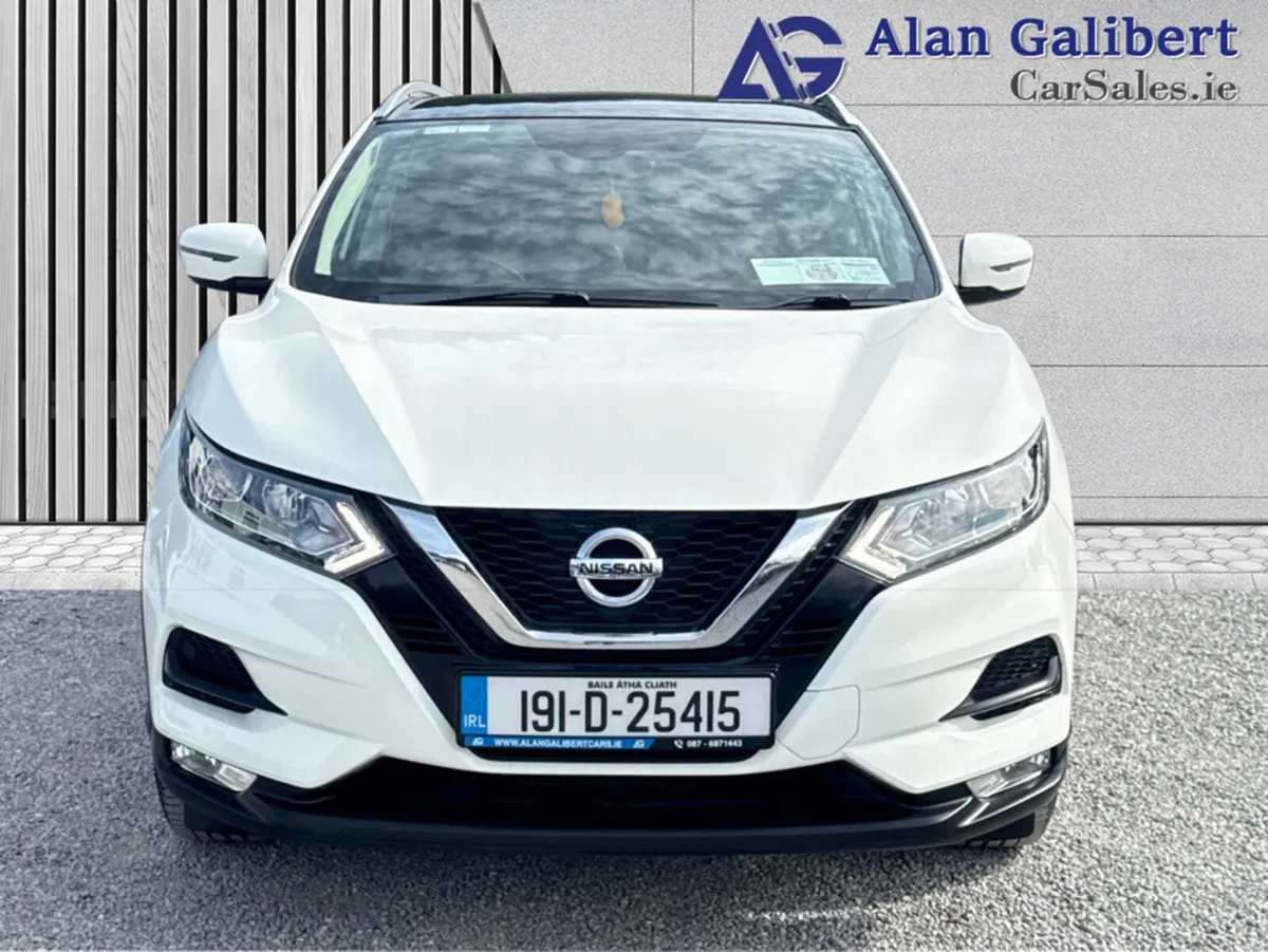 Nissan Qashqai 1.2 SV 18 4DR - Image 4