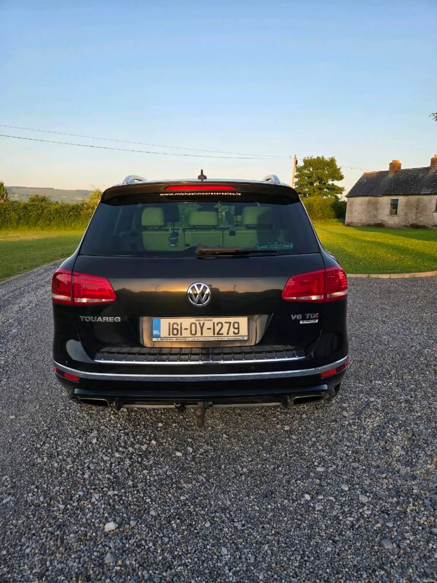 VW Touareg R-Line - Image 3