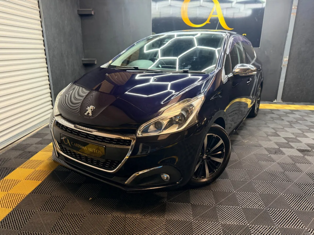 Peugeot 208 208 Puretech Automatic - Image 4