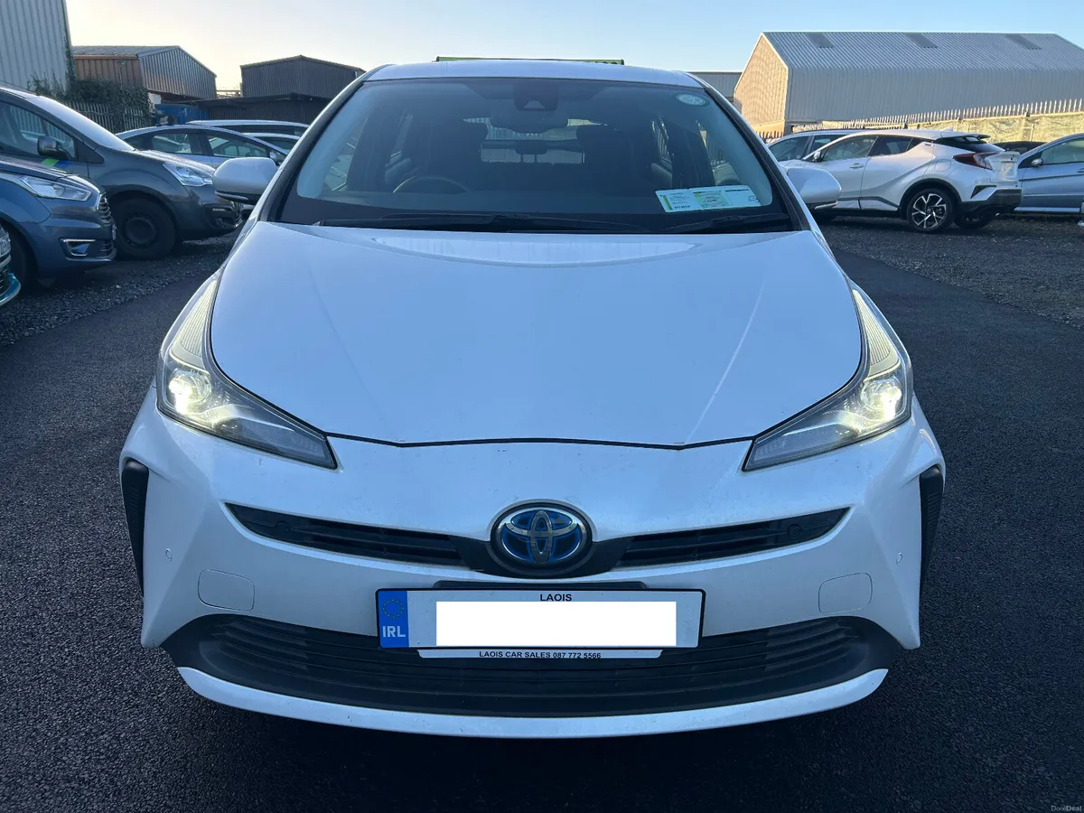 2023 TAXI READY Toyota Prius 1.8 hybrid autoamtic - Image 4