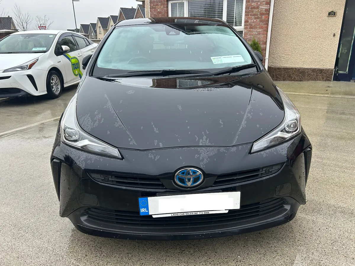 2023 TAXI READY Toyota Prius 1.8 hybrid autoamtic - Image 4