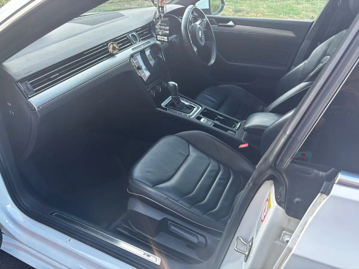 Volkswagen Arteon 2018 - Image 6