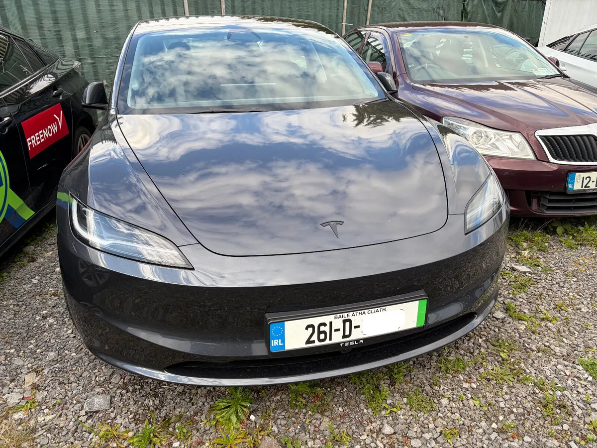 2026 Tesla Model 520KMS RANGE READY TO GO TAXI - Image 6