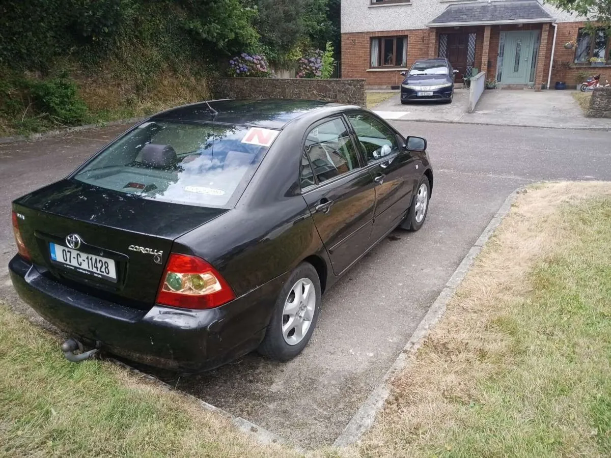 Toyota Corolla 2007 - Image 2