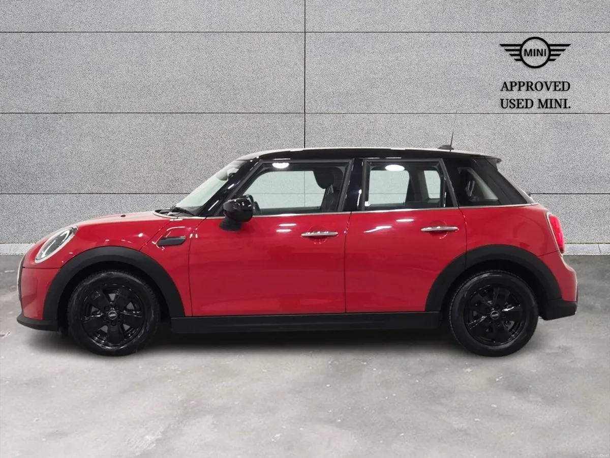 Mini Cooper Cooper Classic - Image 3