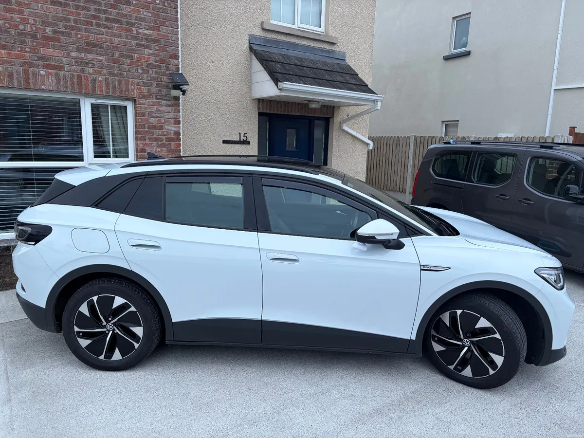 2022 Volkswagen ID.4 LONG RANGE - Image 4