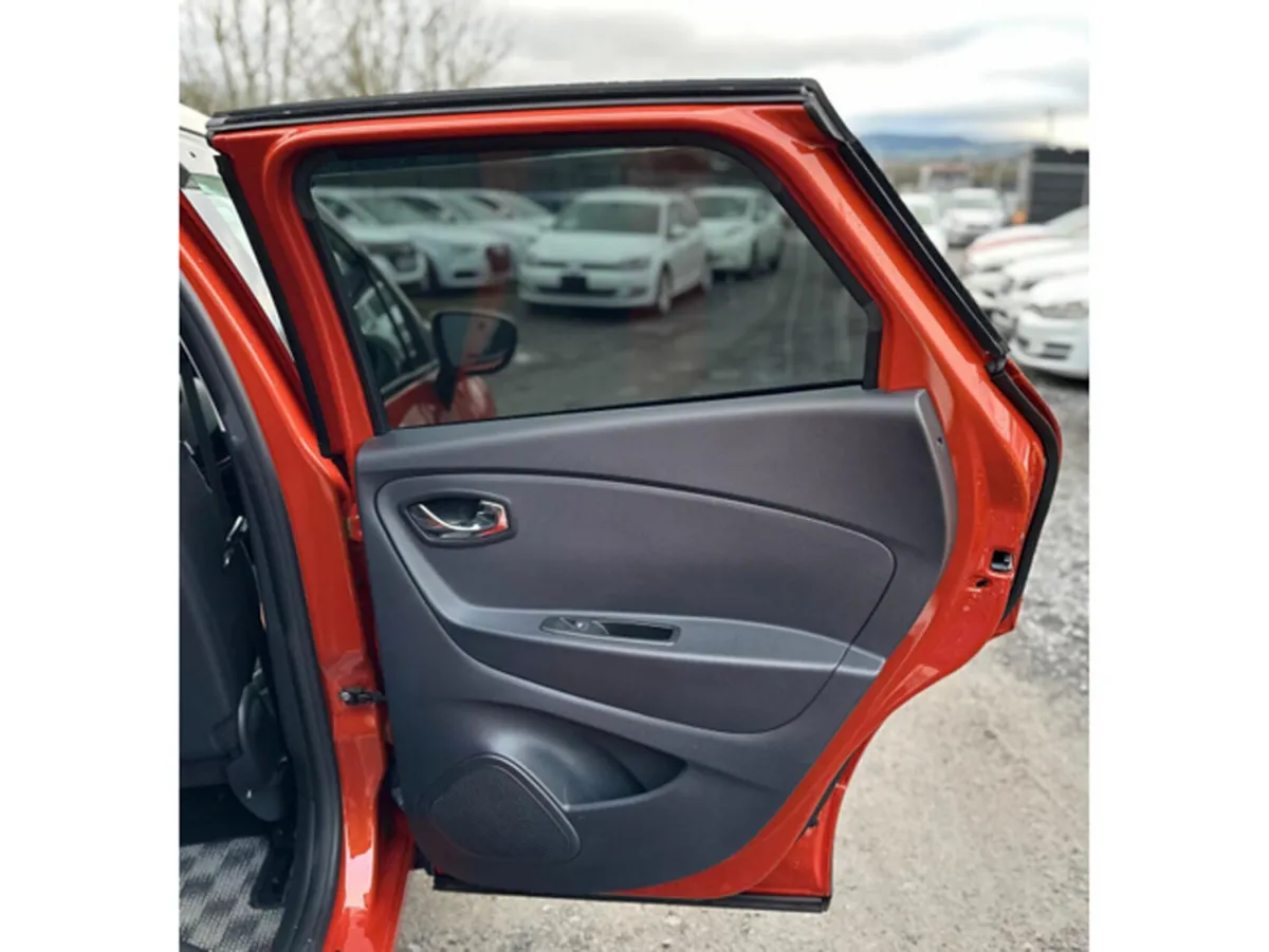 Renault Captur 1.2 Automatic Petrol - 3 Month Warr - Image 4