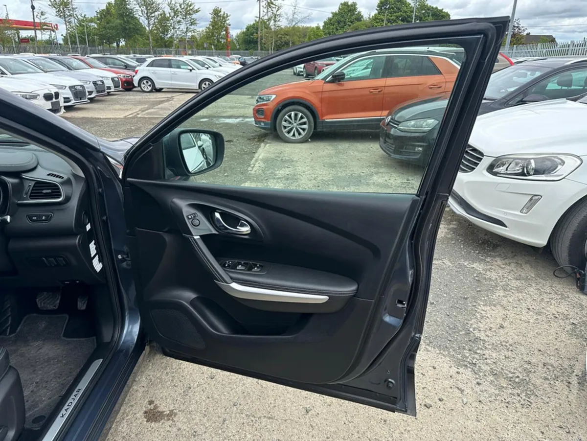 Renault Kadjar INTENSE 1.2L Automatic Petrol Low M - Image 6