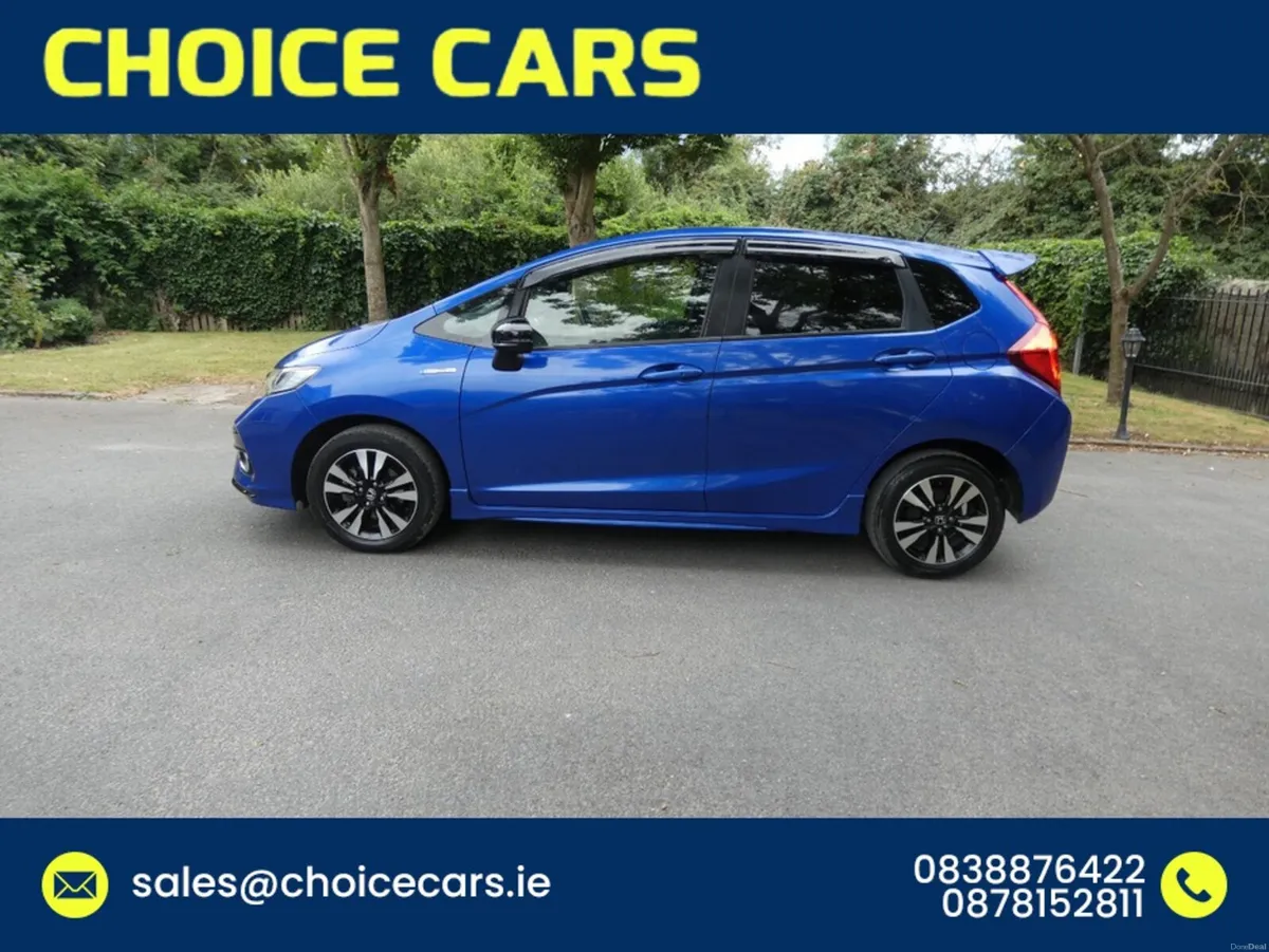 Honda Fit 1.5 AUTO HYBRID SPORT SPEC - Image 3