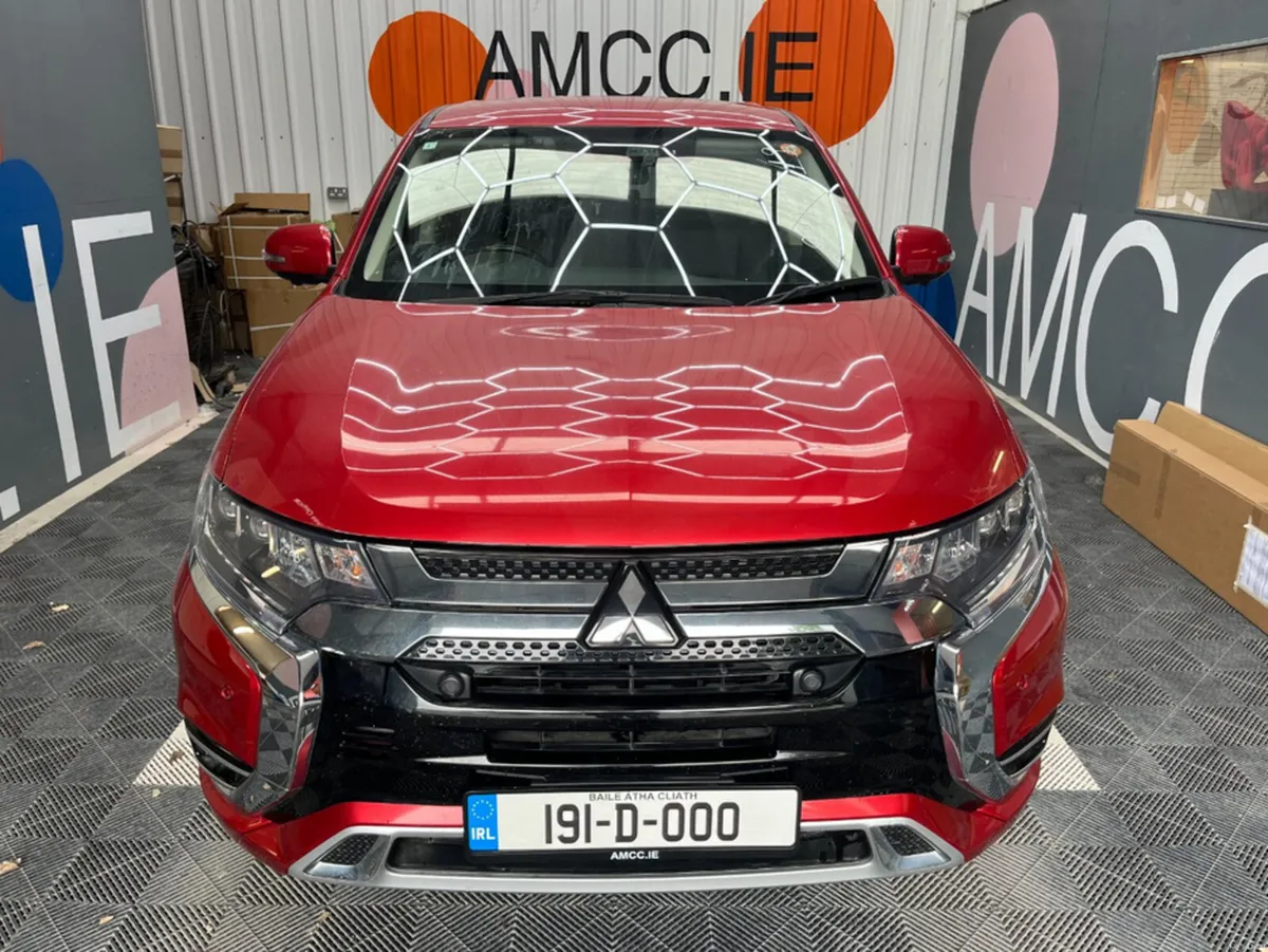 Mitsubishi Outlander OUTLANDER 4WD PHEV G 2.4 HYBR - Image 2