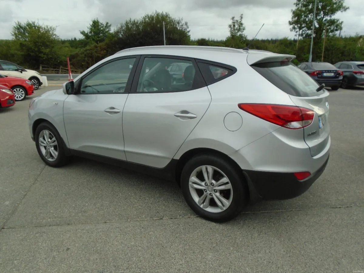 Hyundai ix35 1.7 5DR - Image 5