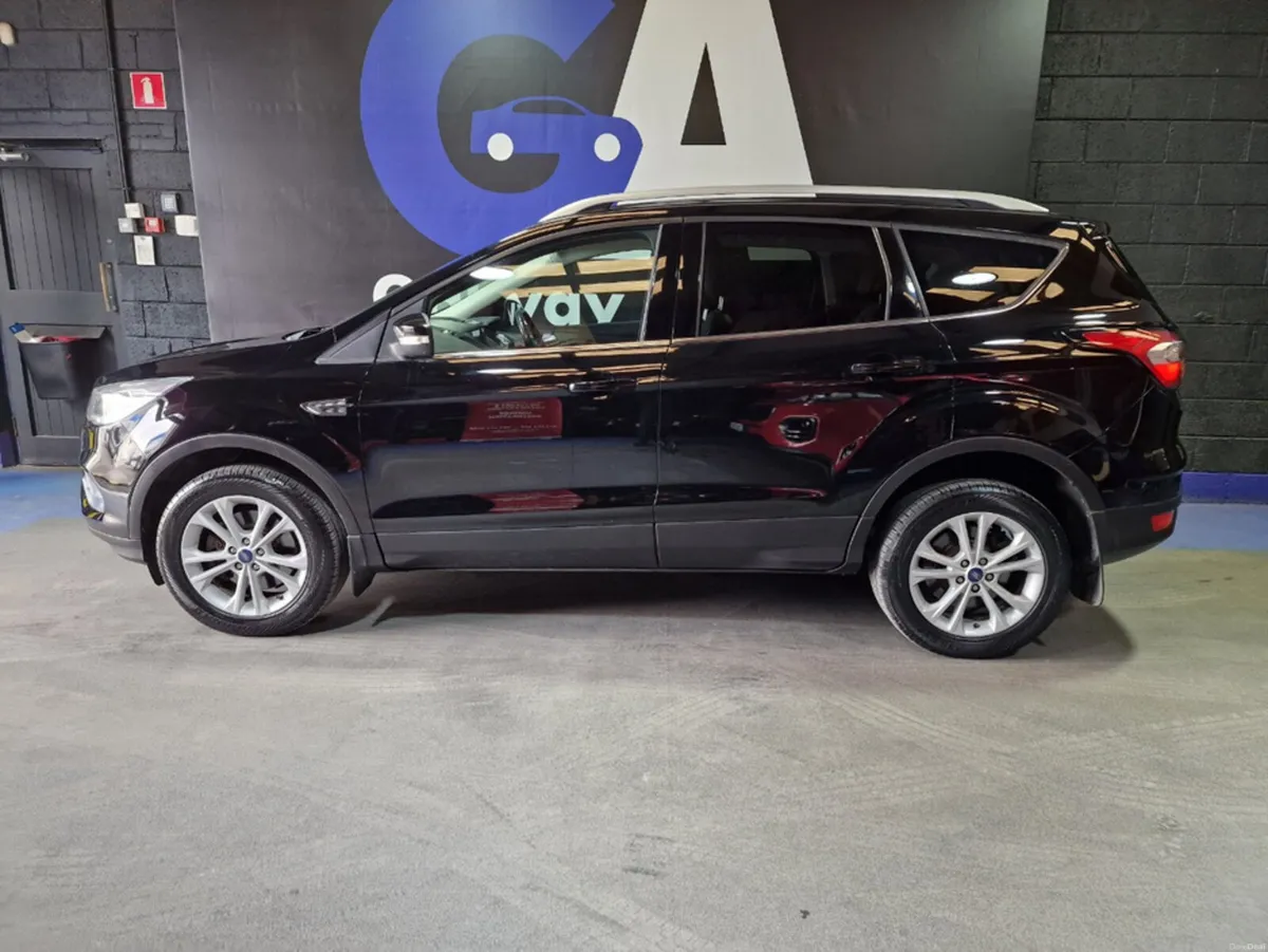 Ford Kuga TITANIUM 1.5 TDCI **ELECTRIC TAILGATE, R - Image 5
