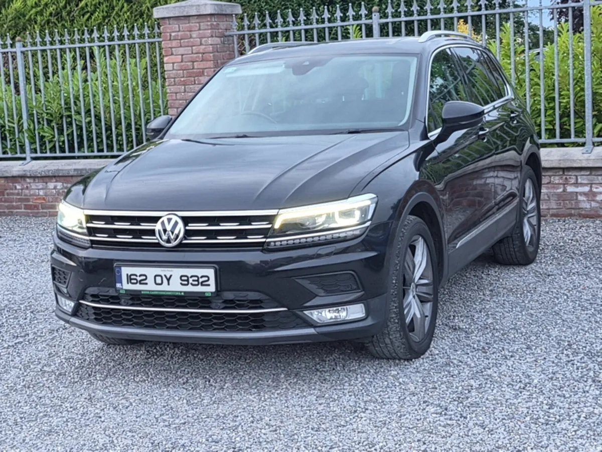 Volkswagen Tiguan Style model with Panoramic sunro - Image 2