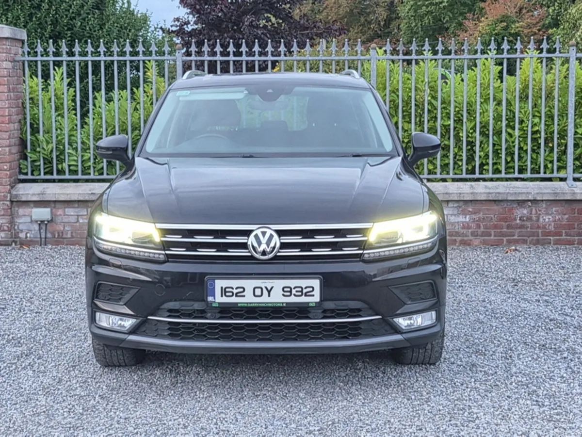 Volkswagen Tiguan Style model with Panoramic sunro - Image 6