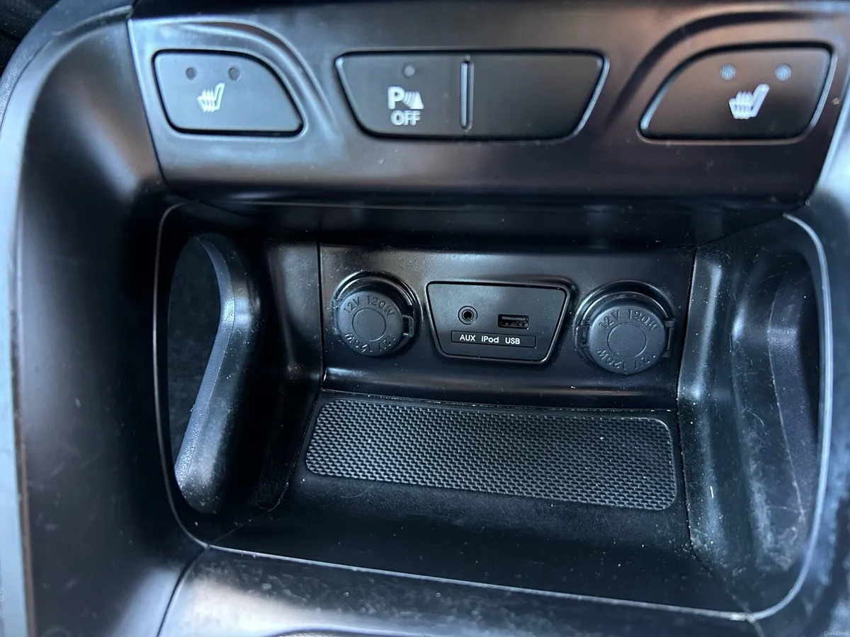 2012 Hyundai ix35… New NCT & Fully serviced - Image 5