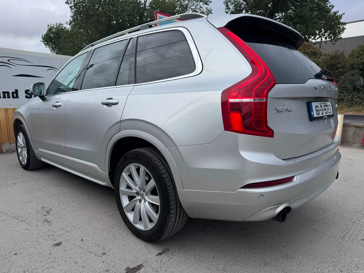 161 Volvo XC90 AWD MOMENTUM GT 5DR AUTO - Image 4