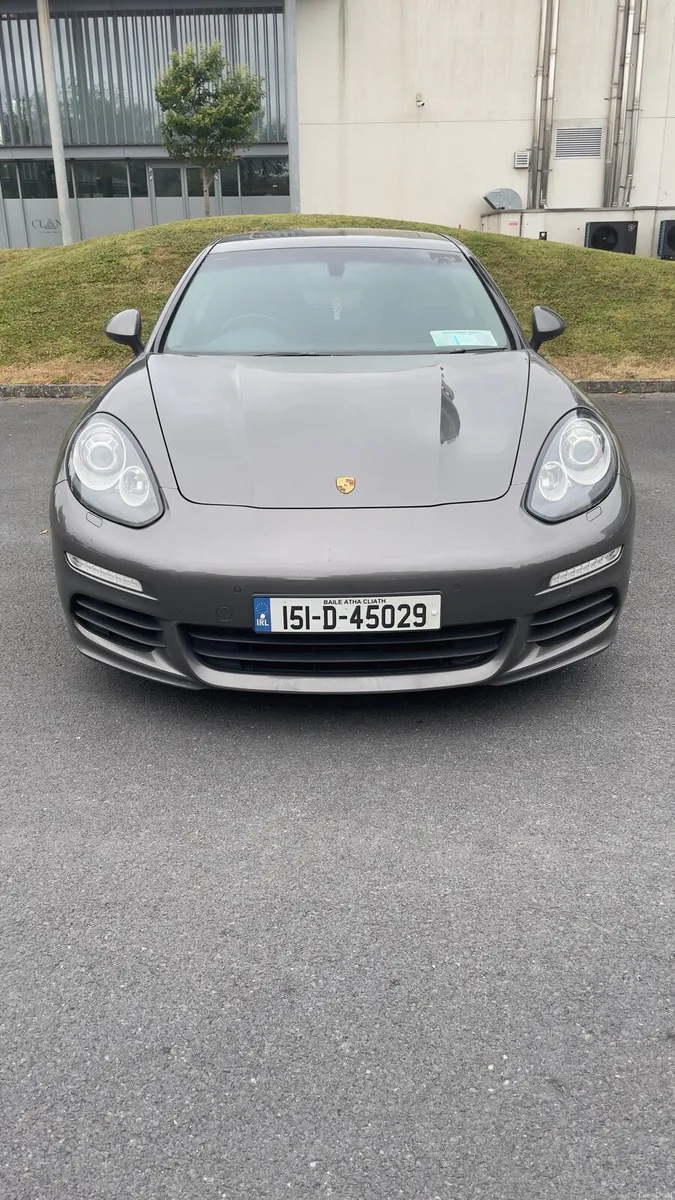 2015 Panamera 3.0 V6 Diesel Exceptional Condition - Image 1