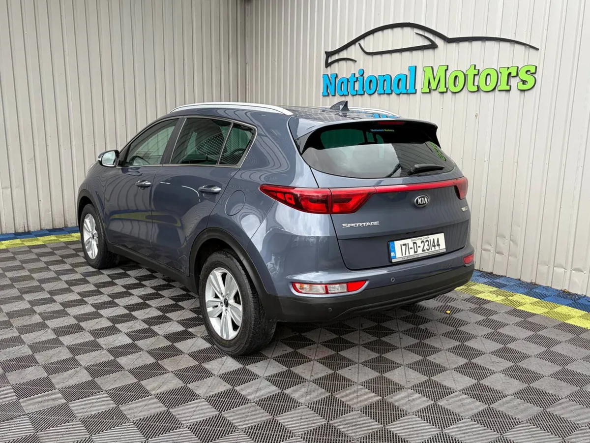 2017 Kia Sportage 1.7 D EX - Image 5