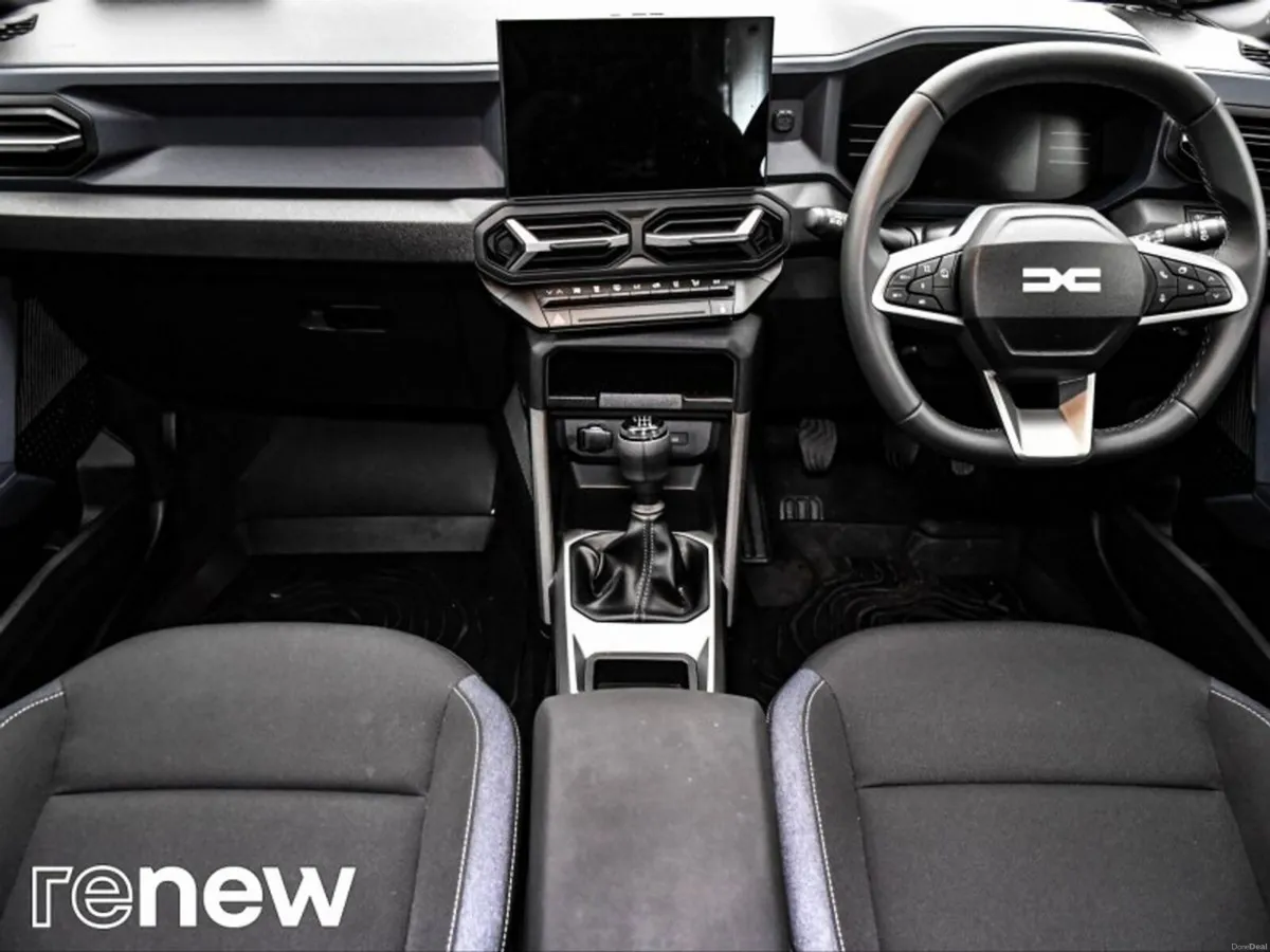 Dacia Duster Expression MHEV 140 E06X - Image 2