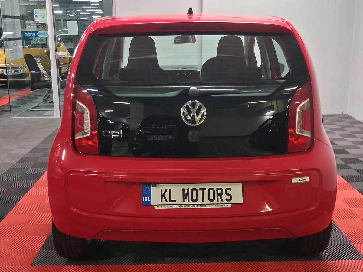 2015 Volkswagen Up! Low Kms - Auto - Image 4