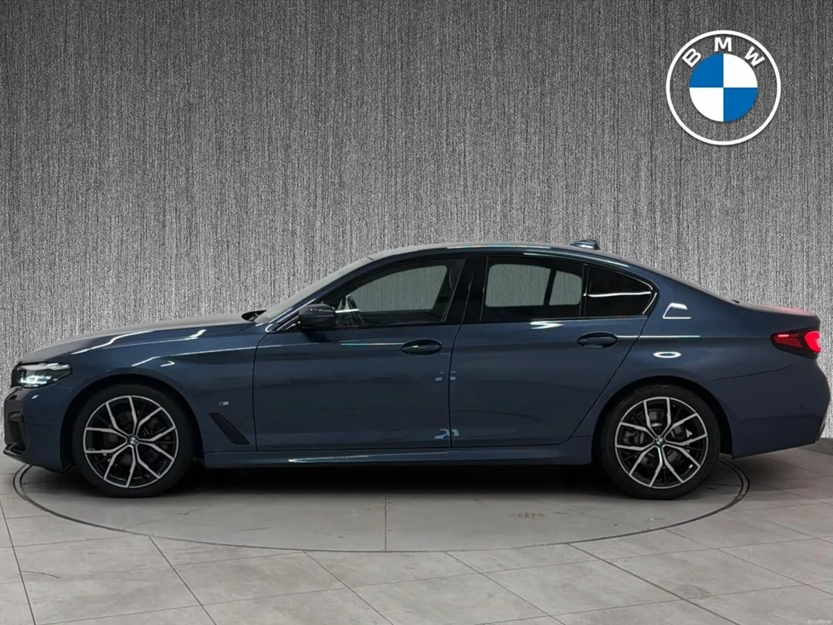 BMW 5-Series 520d M Sport Saloon - Image 3