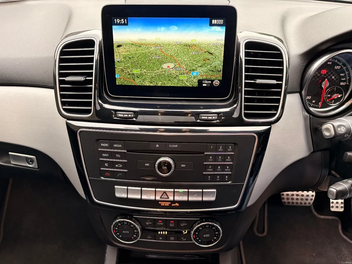 Mercedes-Benz GLE AMG Premium Plus 2018 - Image 6