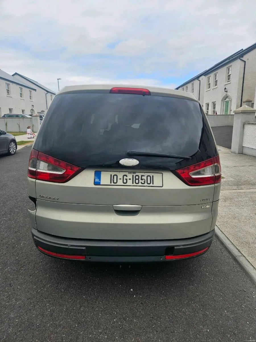 Ford Galaxy - Image 4