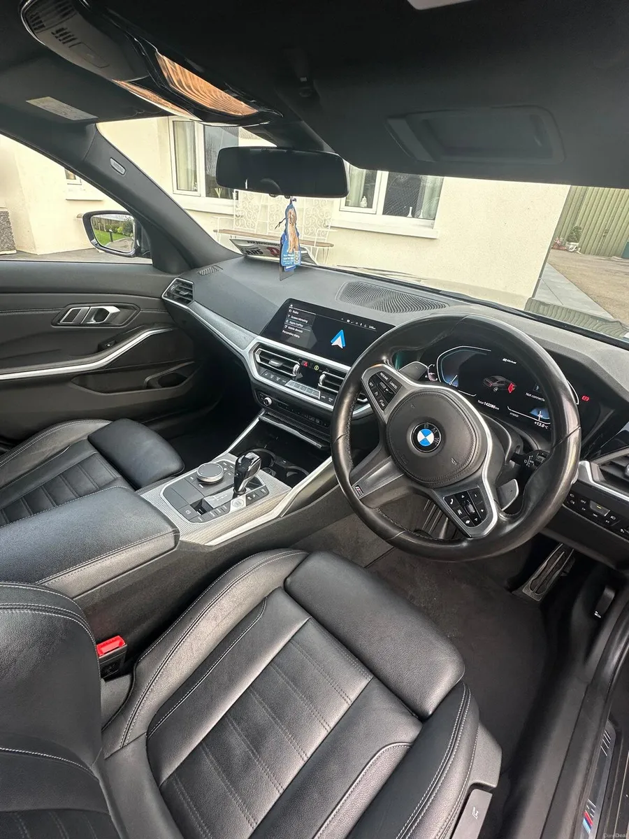 BMW 330e M-Sport 292bhp - Image 5
