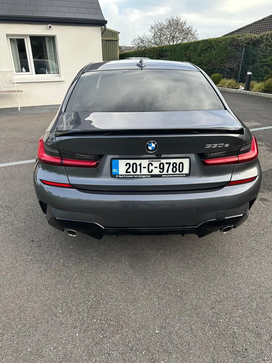 BMW 330e M-Sport 292bhp - Image 2