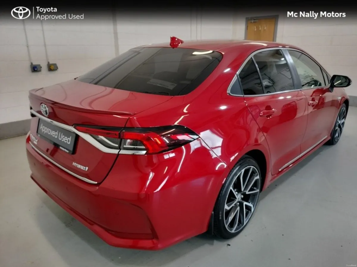 Toyota Corolla HYBRID SOL SALOON TOP SPEC - Image 2